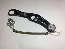 Load image into Gallery viewer, K1075) APIA FISH GRIP Xband , Fish catch Grip