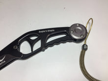Load image into Gallery viewer, K1075) APIA FISH GRIP Xband , Fish catch Grip