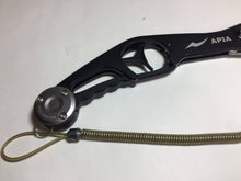 Load image into Gallery viewer, K1075) APIA FISH GRIP Xband , Fish catch Grip