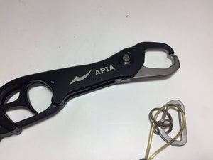 K1075) APIA FISH GRIP Xband , Fish catch Grip