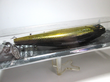 Load image into Gallery viewer, 20875) deps Spiral minnow MINNOW FORM NOISY #01 GM Kurokin