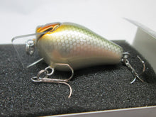 Load image into Gallery viewer, 20302) Fish Arrow mini Cranking Jack MR 35F #Green Shad