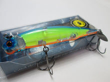 Load image into Gallery viewer, 26693) IMAKATSU ALIVE SCREW MINNOW SINKING #06 Lightning Blue