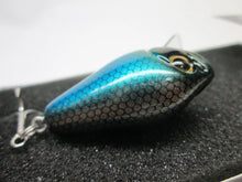 Load image into Gallery viewer, 20304) Fish Arrow mini Cranking Jack MR 35F #Blue Shad