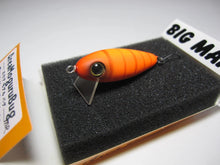 Load image into Gallery viewer, 30469) BIG MAN Area Moguru Bug MR, Wood Handmade #Mat Orange