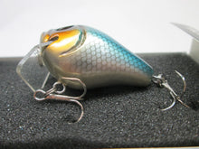 Load image into Gallery viewer, 20306) Fish Arrow mini Cranking Jack SR 35F #Blue Shad