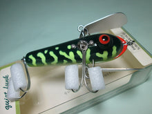 Load image into Gallery viewer, 59783) Quiet Funk PALOMA TOY 5/8oz Uoya Limited color #MCHCD