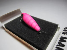 Load image into Gallery viewer, 30473) BIG MAN Area Moguru Bug MR, Wood Handmade #M Pink